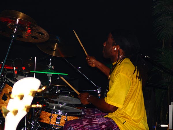 Will Calhoun (Living Colour), Ned - Montreux Music Club, vendredi 5 novembre 2004.