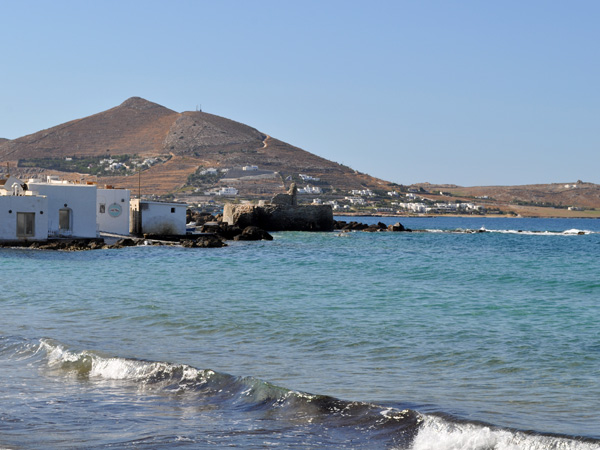 Aspects de Paros, Cyclades: Naoussa, septembre 2011.