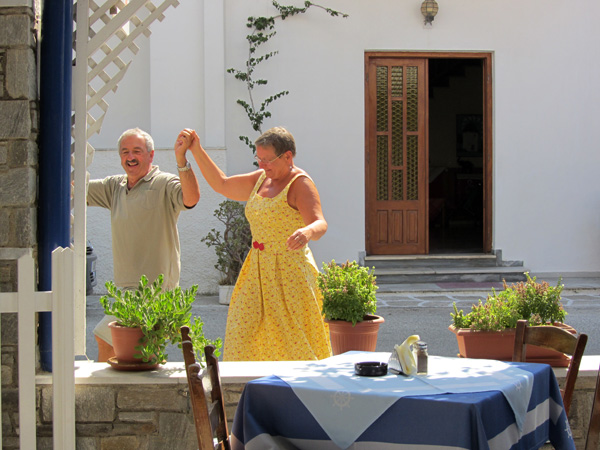 Fiesta à Livadia, Parikia, sur l'île de Paros, septembre 2011.