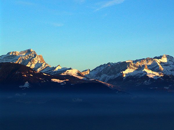 Vue sur les Alpes depuis  Torgon (Valais), 15 janvier 2005.