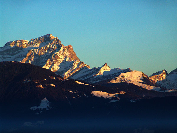 Vue sur les Alpes depuis  Torgon (Valais), 15 janvier 2005.