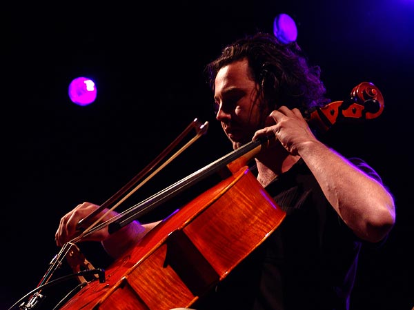 Montreux Jazz Festival 2005: Oli Kraus (Tom McRae cello), July 1, 2005, Casino Barrière