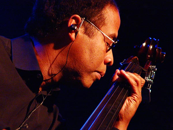 Montreux Jazz Festival 2005: Stanley Clarke (Trio! with Jean-Luc Ponty & Bela Fleck), July 8, 2005, Casino Barrière