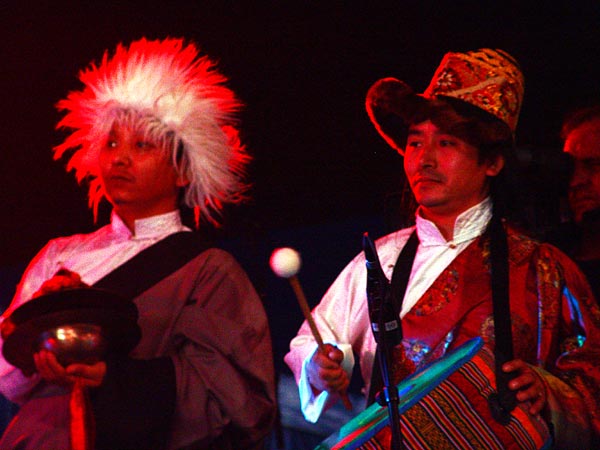 Paléo Festival 2005: Tbt'Cham, les moines Bönpös du Tibet, samedi 23 juillet, Dôme.