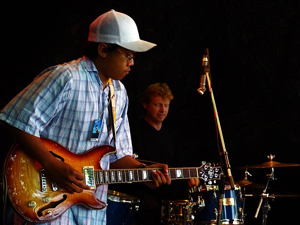 Bonny B, world blues au World Music Festival d'Oron, 30 juillet 2005.