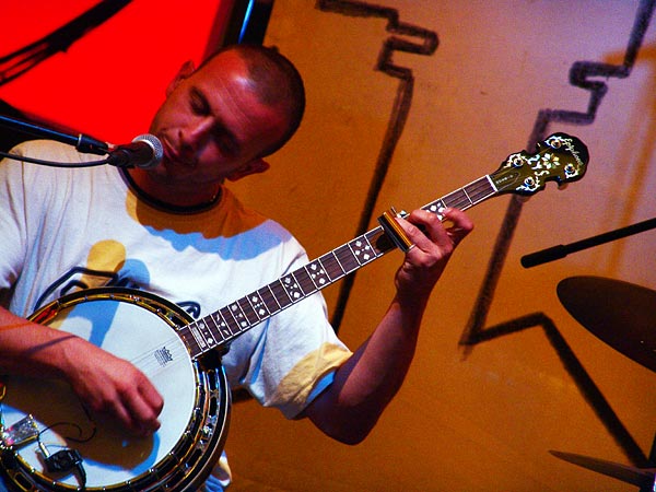 Moussu T et Lei Jovents, «La Comedia Provençala« au World Music Festival d'Oron, samedi 30 juillet 2005.