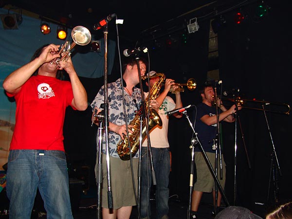 Skafield, Ska-Punk Night, Ned - Montreux Music Club, samedi 3 décembre 2005.