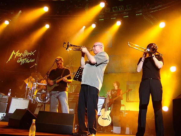 Montreux Jazz Festival 2006: Santana & Band, Santana's My Blues Is Deep, Auditorium Stravinski, July 10