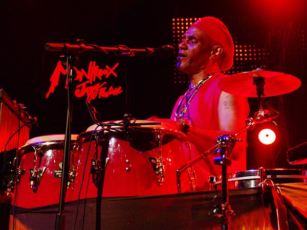 Montreux Jazz Festival 2006: The Neville Brothers, Santana's My Blues Is Deep, Auditorium Stravinski, July 10