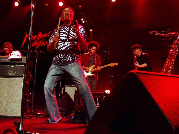 Montreux Jazz Festival 2006: The Neville Brothers, Santana's My Blues Is Deep, Auditorium Stravinski, July 10