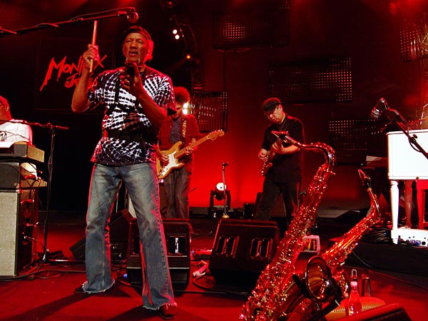 Montreux Jazz Festival 2006: The Neville Brothers, Santana's My Blues Is Deep, Auditorium Stravinski, July 10