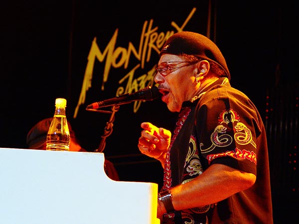 Montreux Jazz Festival 2006: The Neville Brothers, Santana's My Blues Is Deep, Auditorium Stravinski, July 10