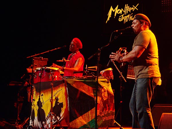 Montreux Jazz Festival 2006: The Neville Brothers, Santana's My Blues Is Deep, Auditorium Stravinski, July 10