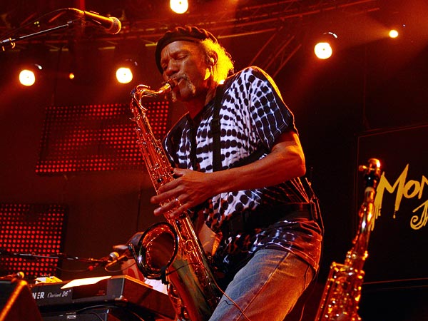 Montreux Jazz Festival 2006: The Neville Brothers, Santana's My Blues Is Deep, Auditorium Stravinski, July 10