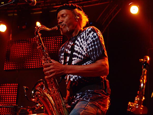 Montreux Jazz Festival 2006: The Neville Brothers, Santana's My Blues Is Deep, Auditorium Stravinski, July 10