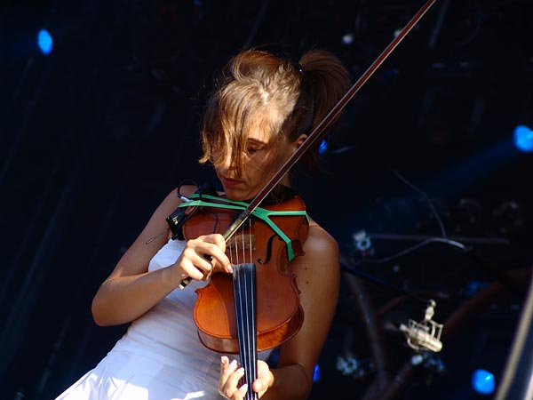 Paléo Festival 2006: Dionysos, Grande Scène, mardi 18 juillet 2006.