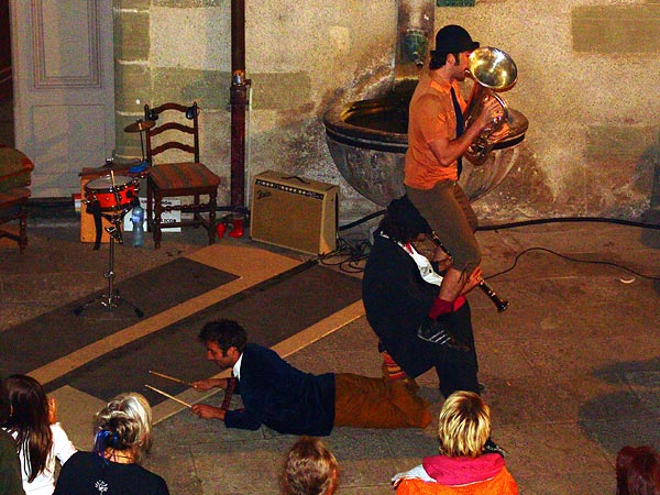 Clowns in Liberta, Oron World Festival, jeudi 3 août 2006.