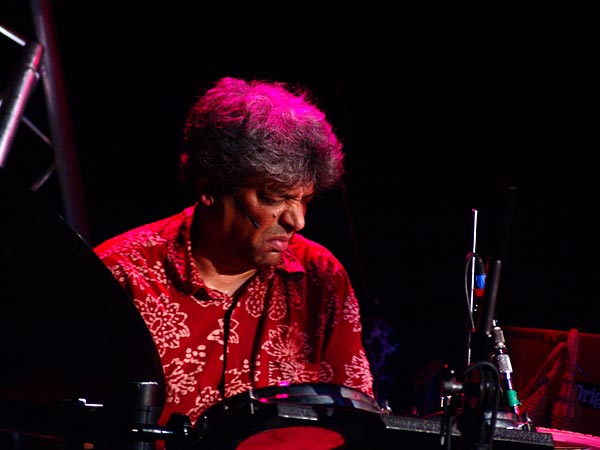 Trilok Gurtu, Oron World Festival, vendredi 4 août 2006.