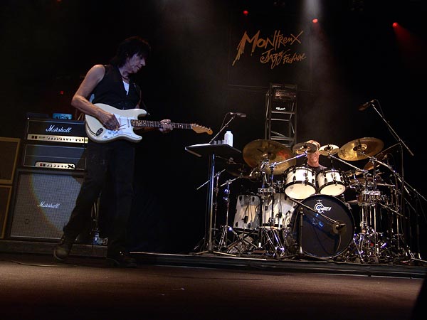 Montreux Jazz Festival 2007: Jeff Beck (feat. Vinnie Colaiuta on drums, Jason Rebello on keyboards and Tal Wilkenfeld on bass), July 15, Auditorium Stravinski