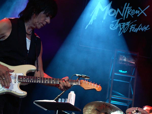 Montreux Jazz Festival 2007: Jeff Beck (feat. Vinnie Colaiuta on drums, Jason Rebello on keyboards and Tal Wilkenfeld on bass), July 15, Auditorium Stravinski