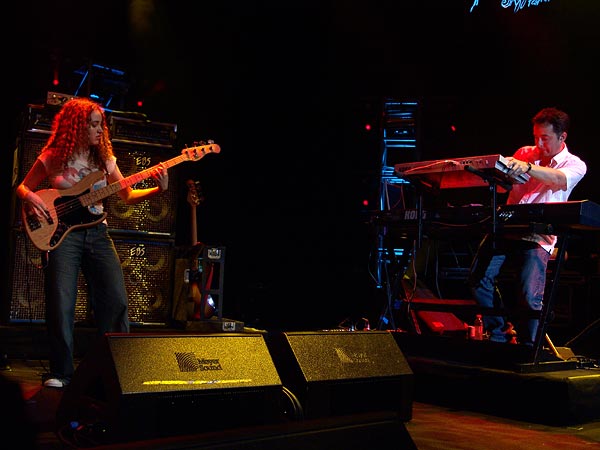 Montreux Jazz Festival 2007: Jeff Beck (feat. Vinnie Colaiuta on drums, Jason Rebello on keyboards and Tal Wilkenfeld on bass), July 15, Auditorium Stravinski