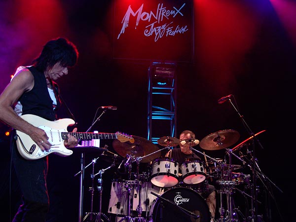 Montreux Jazz Festival 2007: Jeff Beck (feat. Vinnie Colaiuta on drums, Jason Rebello on keyboards and Tal Wilkenfeld on bass), July 15, Auditorium Stravinski