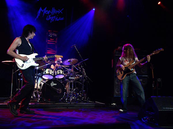 Montreux Jazz Festival 2007: Jeff Beck (feat. Vinnie Colaiuta on drums, Jason Rebello on keyboards and Tal Wilkenfeld on bass), July 15, Auditorium Stravinski