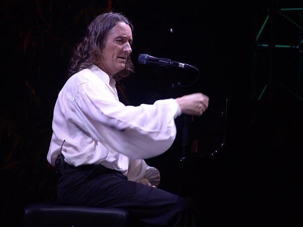 Montreux Jazz Festival 2007: Roger Hodgson (feat. Aaron McDonald on sax, harmonica, backing vocals and keyboards), July 17, Miles Davis Hall