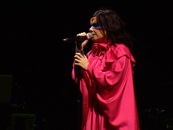 Paléo Festival 2007: Björk, Grande Scène, mercredi 25 juillet 2007.