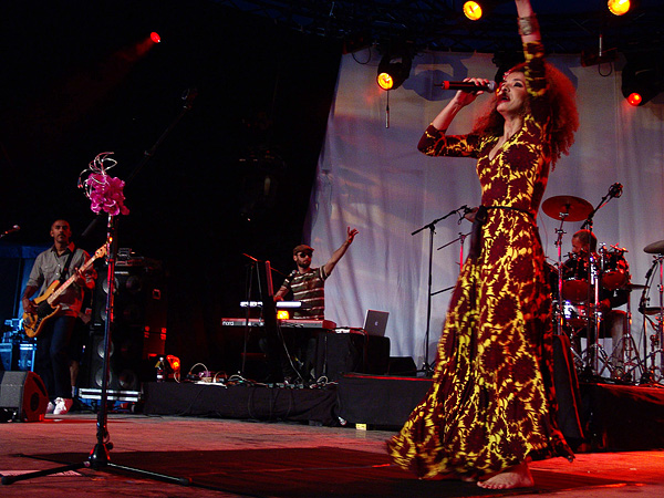 Paléo Festival 2008: Vanessa de Mata, Dôme, mardi 22 juillet 2008.