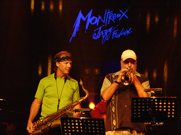 Montreux Jazz Festival 2009: CTI All Stars Band 2009 feat. Creed Taylor, Randy Brecker, Hubert Laws, Bill Evans, Russell Malone, Niels Lan Doky, Mark Egan, Jeff 