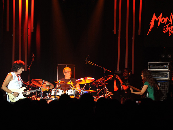 Montreux Jazz Festival 2009: Jeff Beck, July 17, Miles Davis Hall. Jeff Beck guitar, Tal Wilkenfeld bass, Jason Rebello keyboards, Vinnie Colaiuta drums.