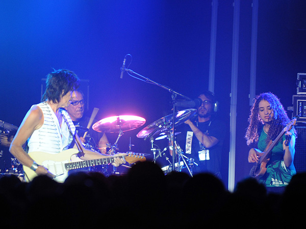 Montreux Jazz Festival 2009: Jeff Beck, July 17, Miles Davis Hall. Jeff Beck guitar, Tal Wilkenfeld bass, Jason Rebello keyboards, Vinnie Colaiuta drums.