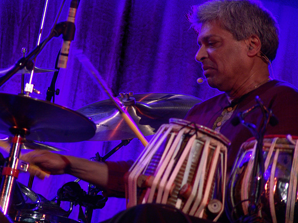 Paléo Festival 2009: Trilok Gurtu, mardi 21 juillet 2009, Le Dôme.