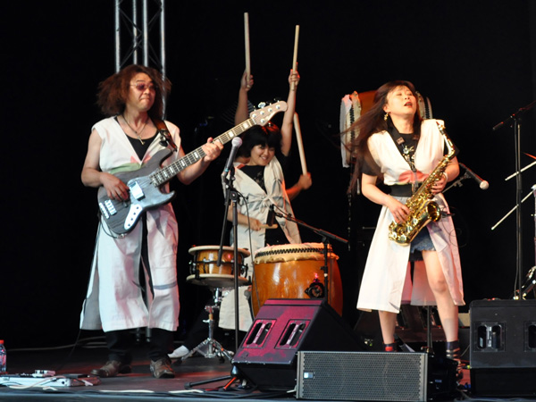 Montreux Jazz Festival 2010: Bronze Dou Shin (prog rock from Japan), July 13, Music in the Park (Parc Vernex).