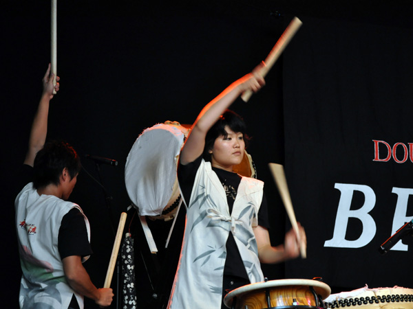 Montreux Jazz Festival 2010: Bronze Dou Shin (prog rock from Japan), July 13, Music in the Park (Parc Vernex).