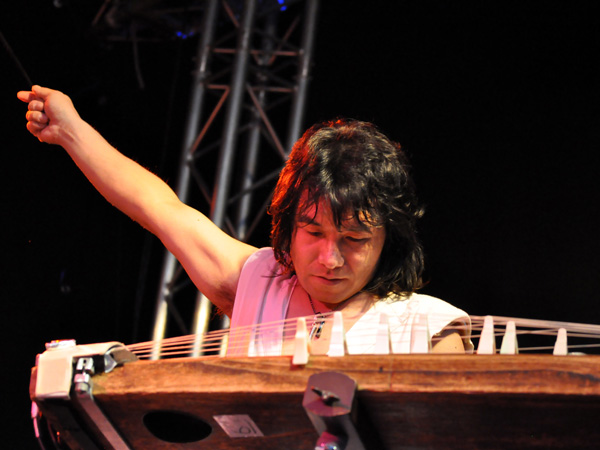 Montreux Jazz Festival 2010: Bronze Dou Shin (prog rock from Japan), July 13, Music in the Park (Parc Vernex).