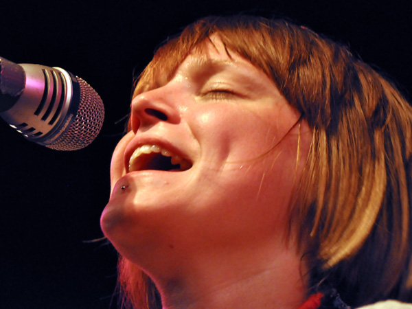 Montreux Jazz Festival 2010: Wallis Bird (singer-songwriter from Ireland), July 15, Music in the Park (Parc Vernex).