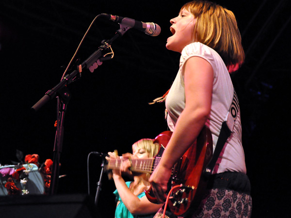 Montreux Jazz Festival 2010: Wallis Bird (singer-songwriter from Ireland), July 15, Music in the Park (Parc Vernex).