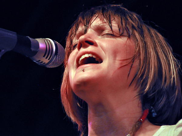 Montreux Jazz Festival 2010: Wallis Bird (singer-songwriter from Ireland), July 15, Music in the Park (Parc Vernex).