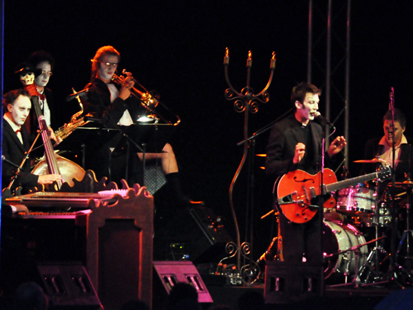 Montreux Jazz Festival 2010: Mac Abbé et le Zombi Orchestra (chanson française, St-Etienne), July 16, Music in the Park (Parc Vernex).