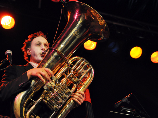 Montreux Jazz Festival 2010: Mac Abbé et le Zombi Orchestra (chanson française, St-Etienne), July 16, Music in the Park (Parc Vernex).