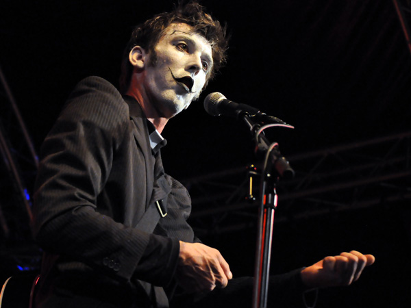 Montreux Jazz Festival 2010: Mac Abbé et le Zombi Orchestra (chanson française, St-Etienne), July 16, Music in the Park (Parc Vernex).