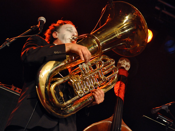 Montreux Jazz Festival 2010: Mac Abbé et le Zombi Orchestra (chanson française, St-Etienne), July 16, Music in the Park (Parc Vernex).