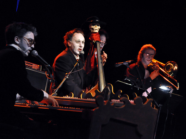 Montreux Jazz Festival 2010: Mac Abbé et le Zombi Orchestra (chanson française, St-Etienne), July 16, Music in the Park (Parc Vernex).