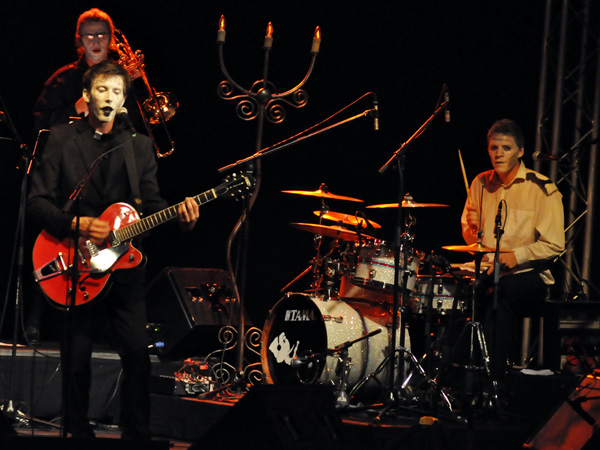 Montreux Jazz Festival 2010: Mac Abbé et le Zombi Orchestra (chanson française, St-Etienne), July 16, Music in the Park (Parc Vernex).