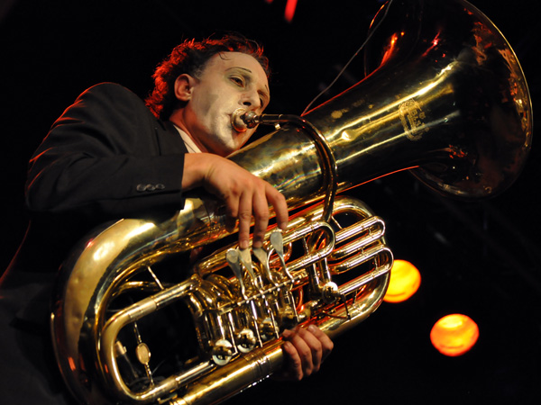 Montreux Jazz Festival 2010: Mac Abbé et le Zombi Orchestra (chanson française, St-Etienne), July 16, Music in the Park (Parc Vernex).