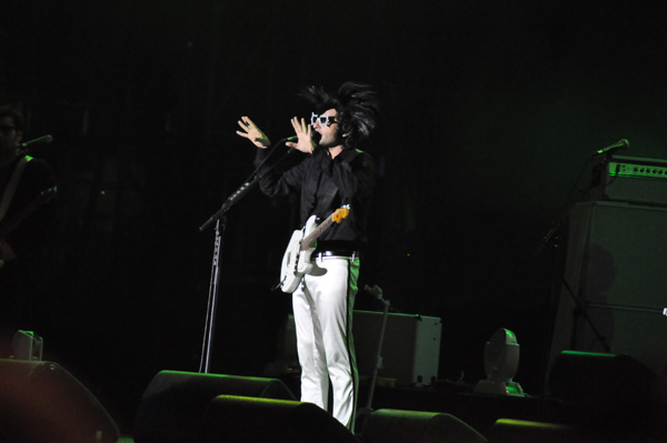 Paléo Festival 2010, Nyon: -M- (Mathieu Chédid), July 21, Grande Scène.