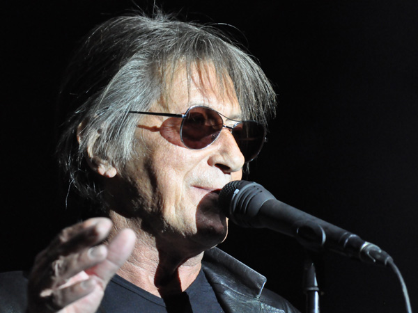 Paléo Festival 2010, Nyon: Jacques Dutronc, July 24, Grande Scène.