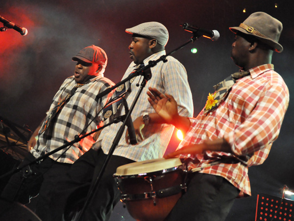 Paléo Festival 2010, Nyon: MoZuluart, July 25, Le Dôme.